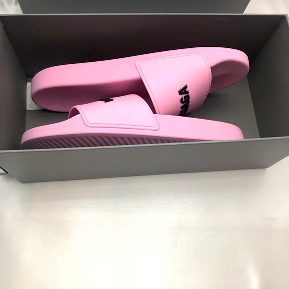 Balenciaga Logo Pool Slides - Picture 9 of 12
